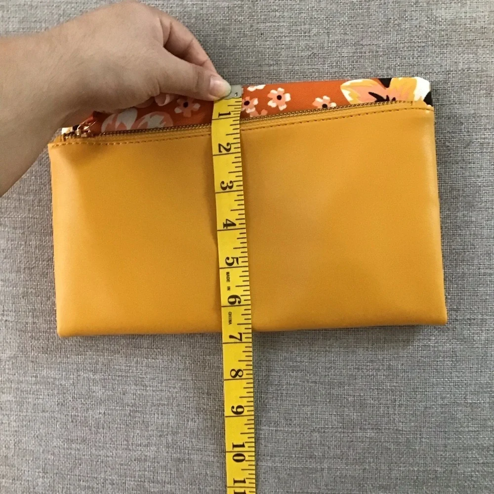 Rachel‎ pally fold over  new in bag clutch